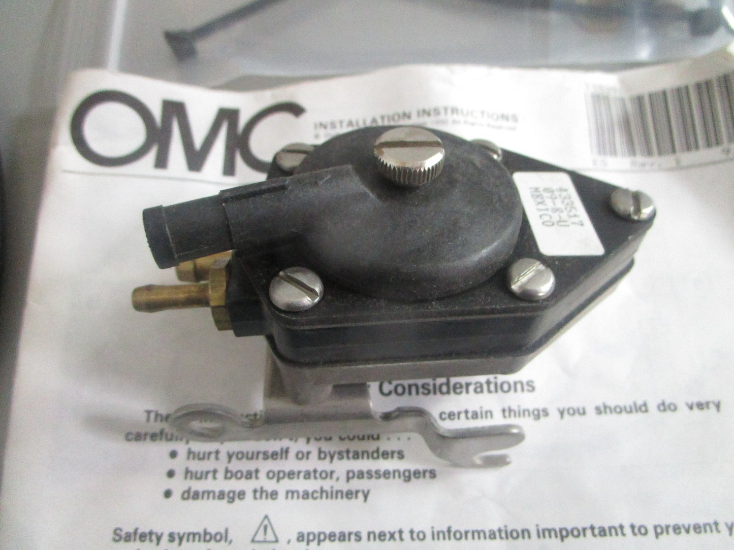 NEW OEM 431960 0431960 OMC Johnson Evinrude Fuel Pump Kit 0820