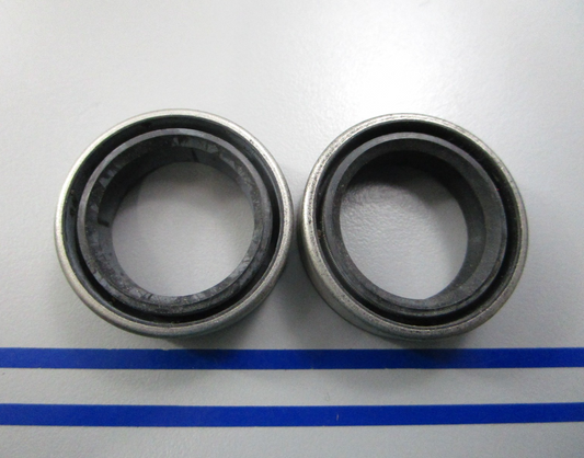 NEW OEM (LOT OF 2) 26-56788 Mercury Quicksilver Oil Seal 0810