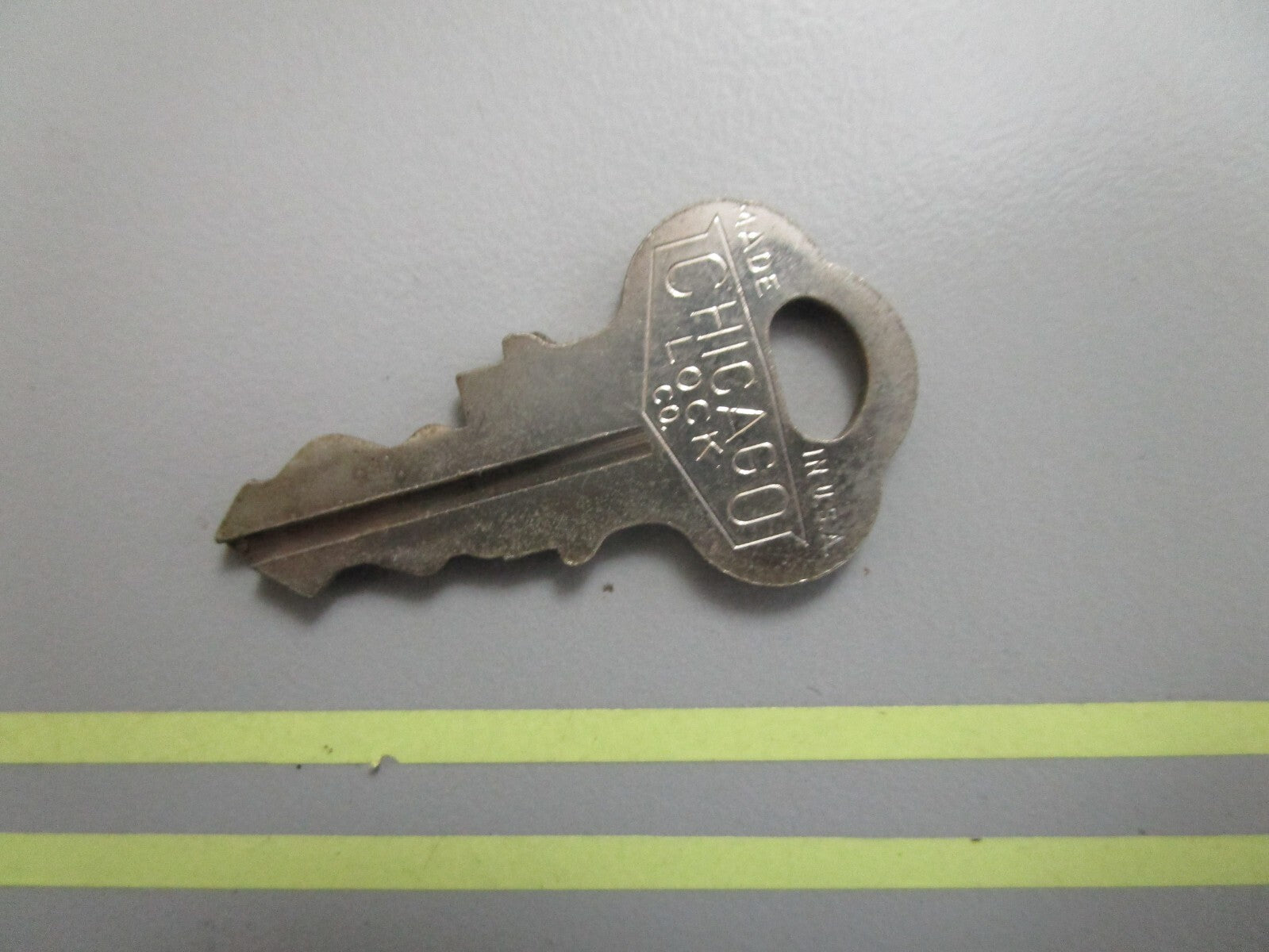 *NEW OEM* 0810 OMC Johnson Evinrude Ignition Key KF78 501593 0501593