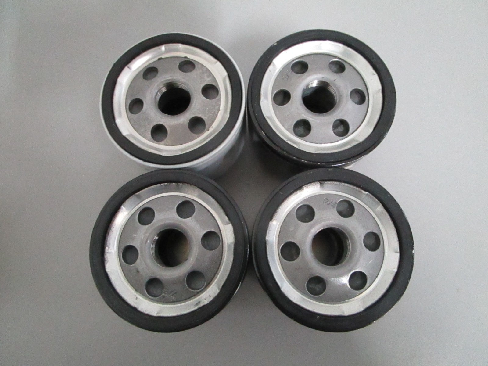 NEW OEM (LOT OF 4) 57035 Wix Oil Filter 0820