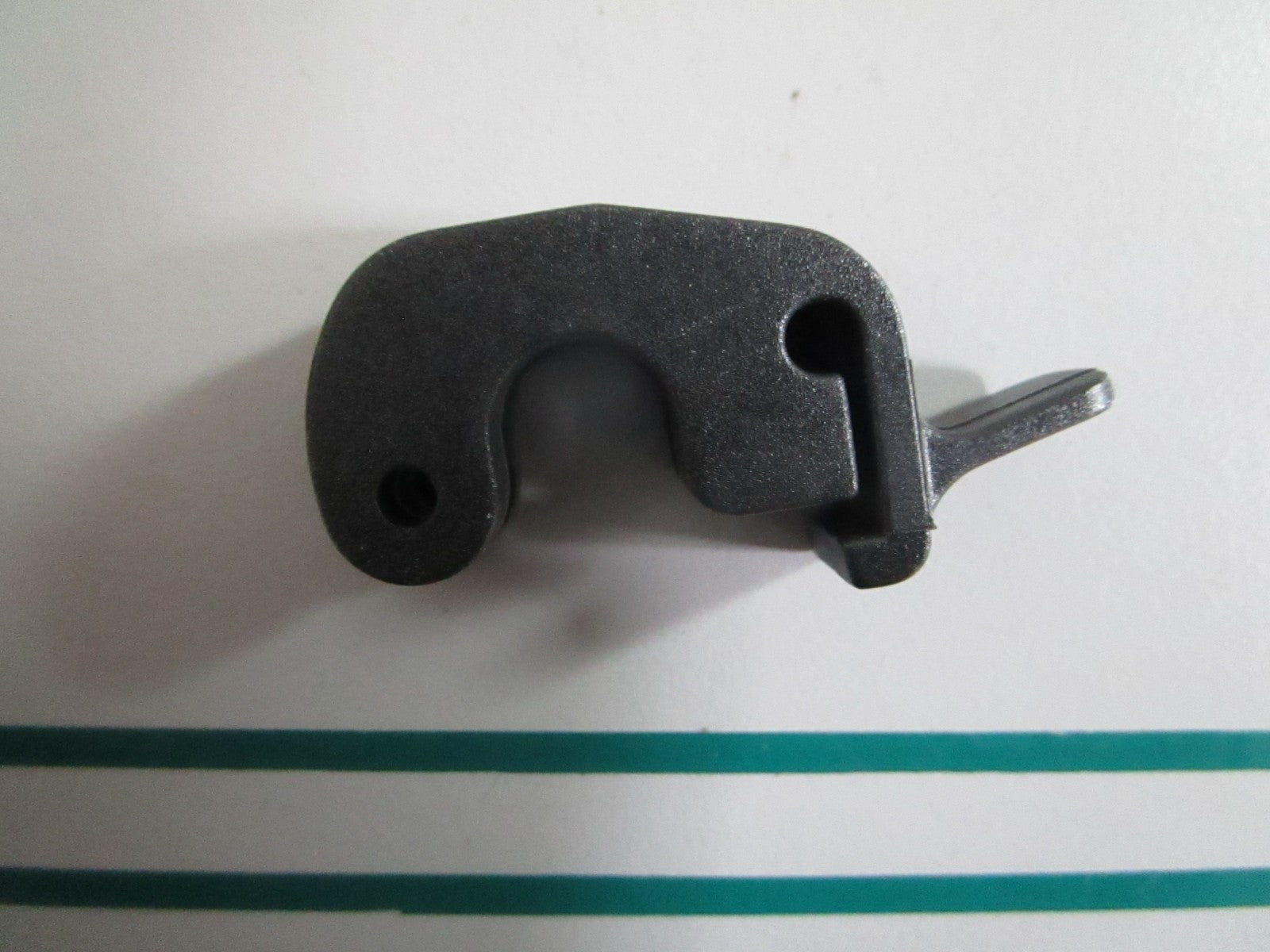 NEW OEM 6E5-48538-00-00 Yamaha Cable Clamp 0820