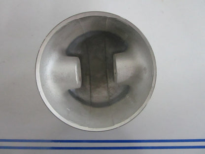 *NEW OEM* 0820 OMC Johnson Evinrude Piston 379179 0379179