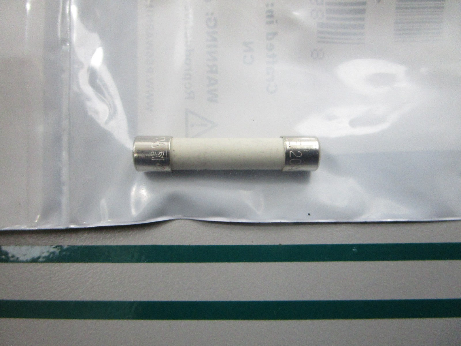 NEW OEM GM39266 Kohler 250V 20A Fuse 0810
