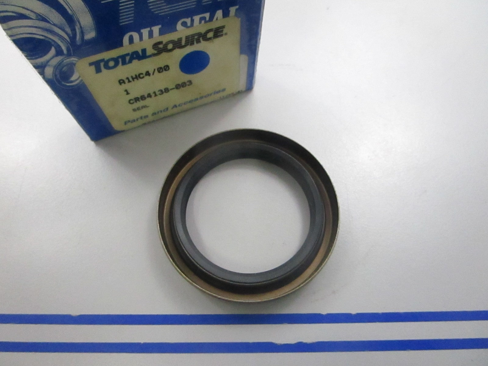NEW CR64138-003 For: Crown Total Source Oil Seal 0810