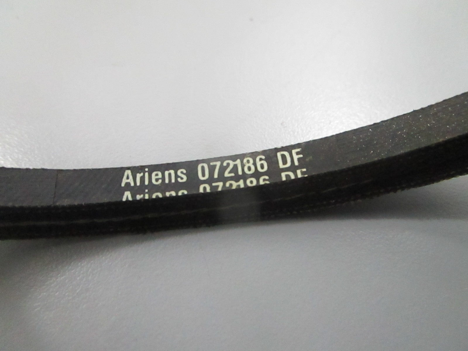 *NEW OEM* 0810 Ariens Belt 072186