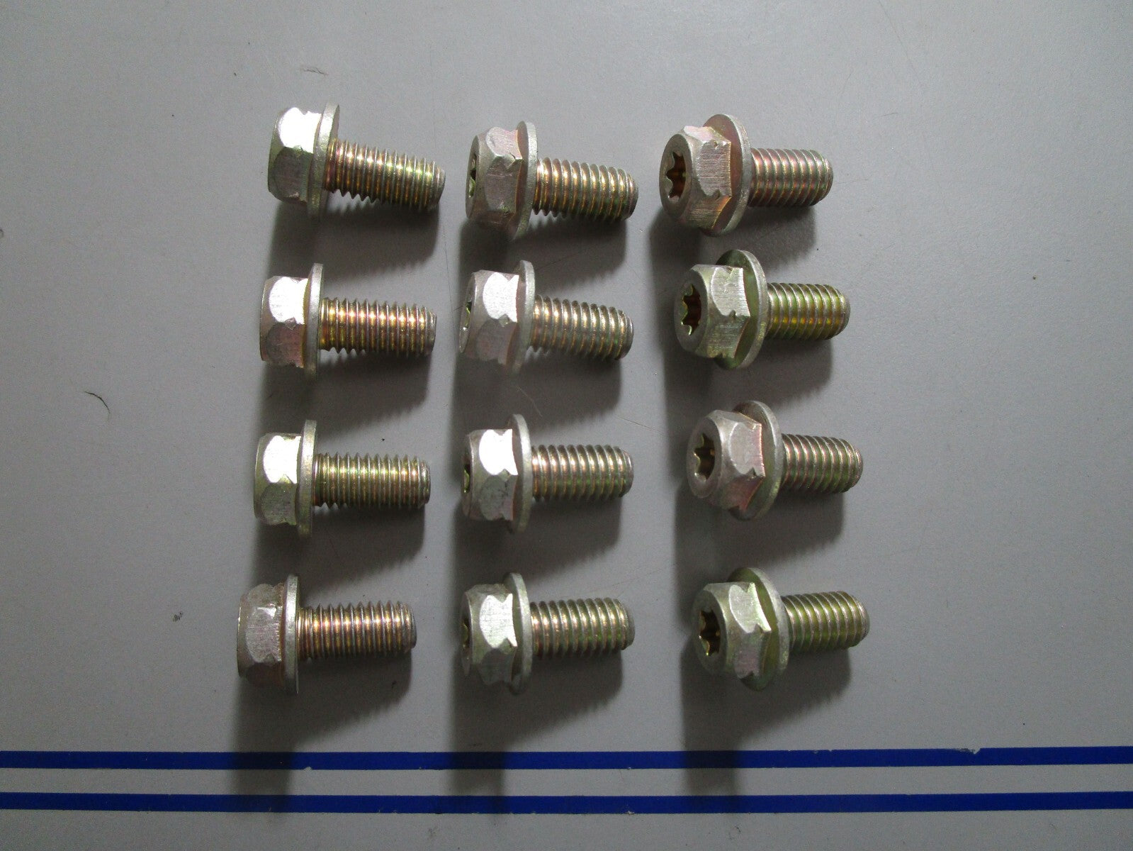 *NEW OEM* (LOT OF 12) 0770 Volvo Penta Flange Screw 3853325