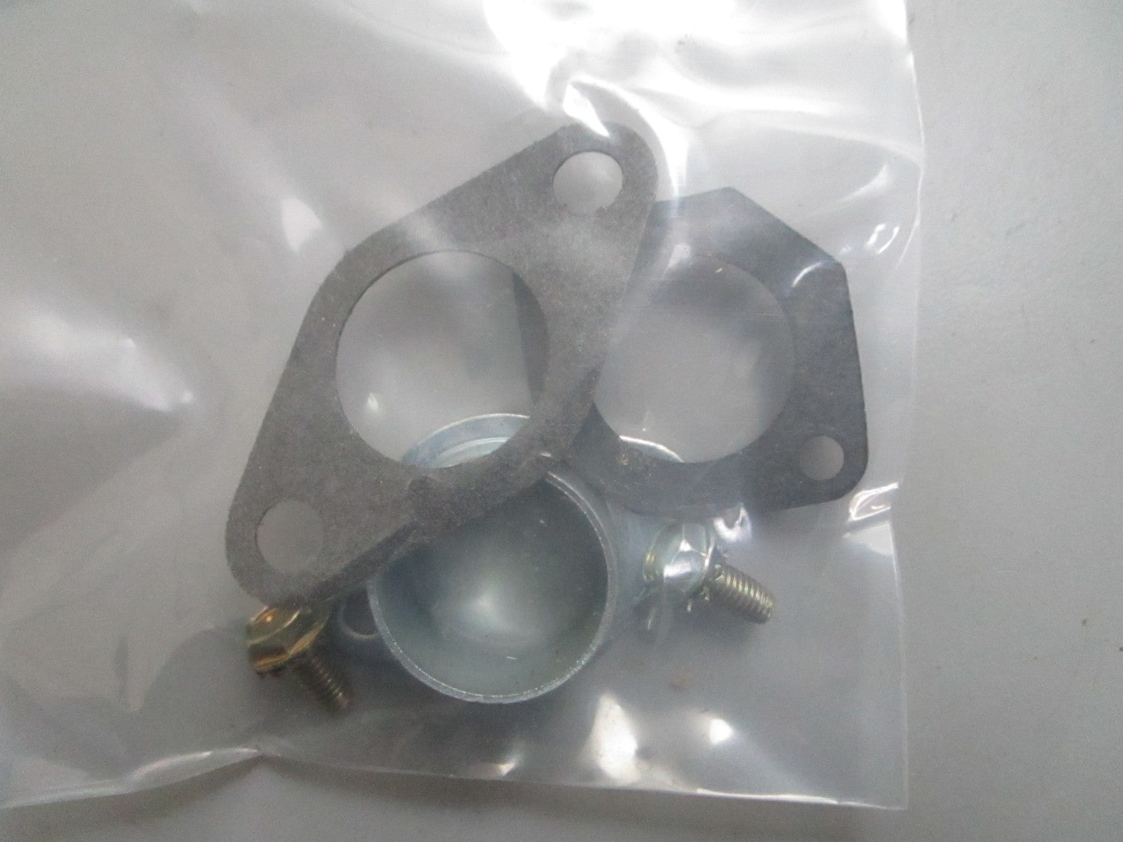 *NEW OEM* 0820 Tecumseh Carburetor Assy 632795A