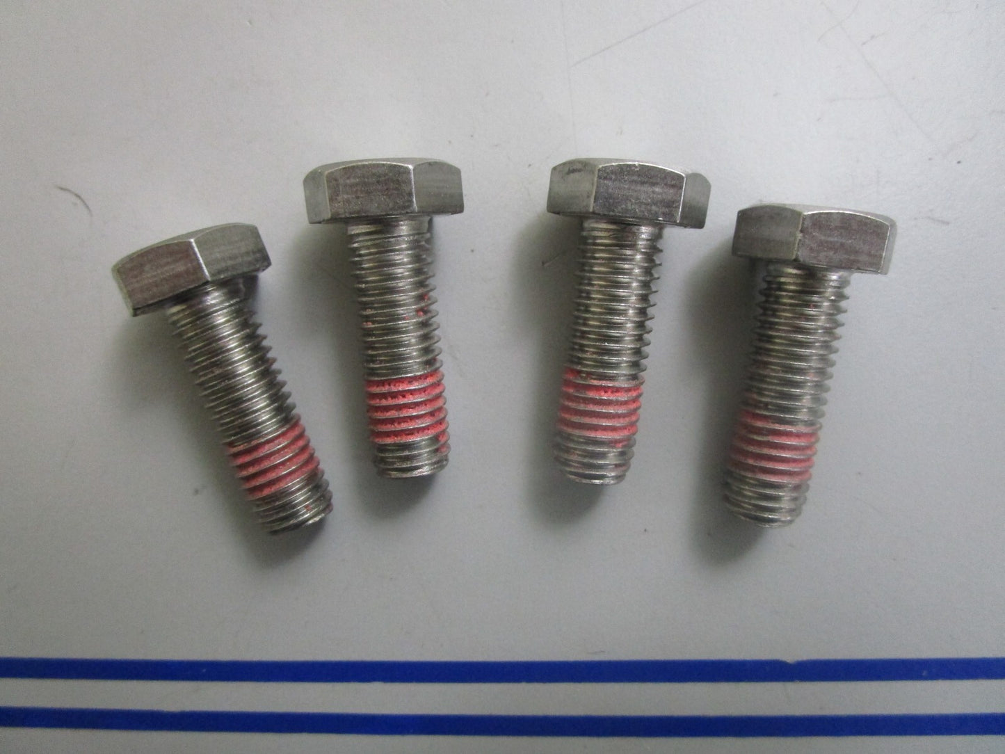 *NEW OEM* (LOT OF 4) 0810 Mercury Quicksilver Screw 10-858771