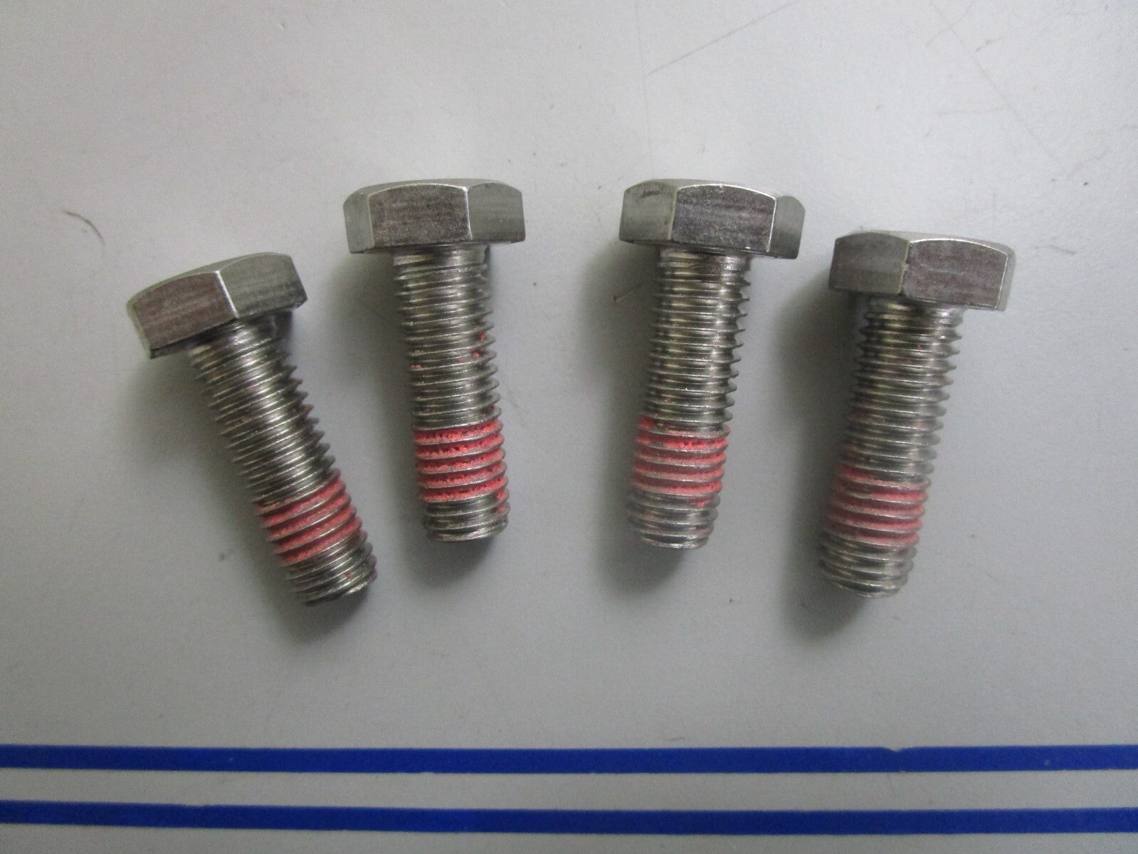 *NEW OEM* (LOT OF 4) 0810 Mercury Quicksilver Screw 10-858771
