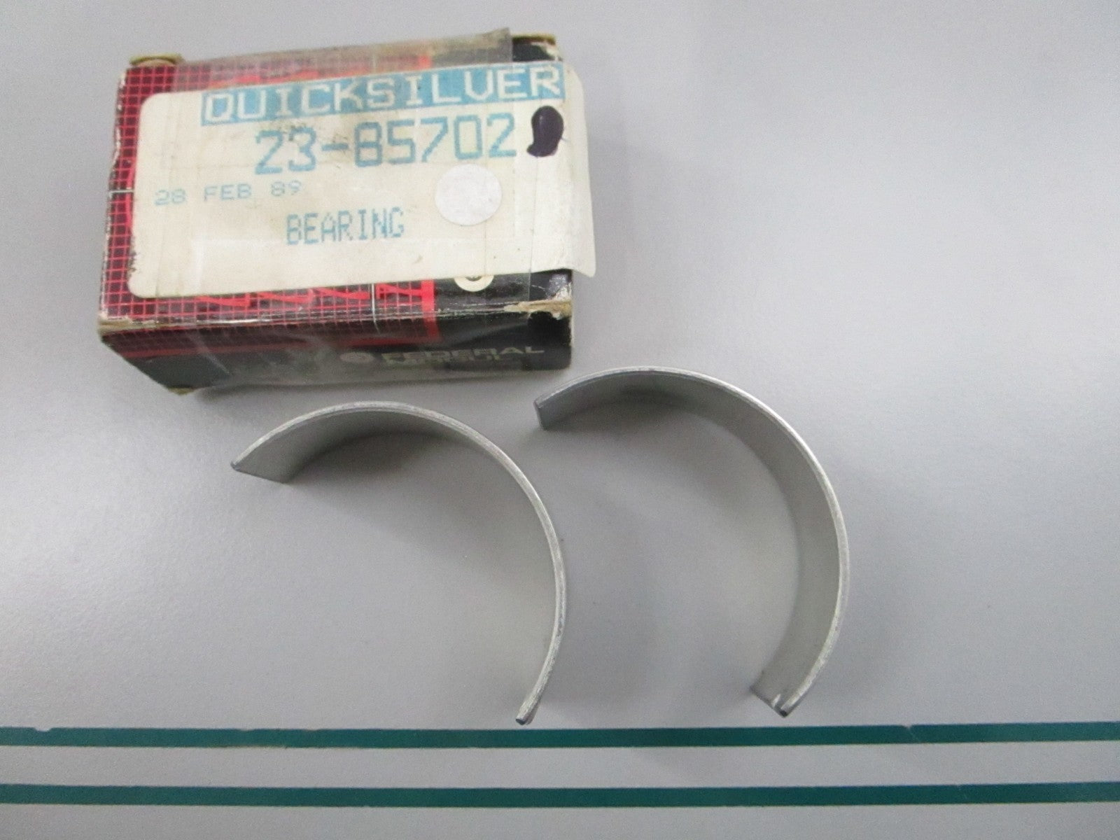 NEW OEM 23-85702 Mercury Quicksilver Bearing 0810