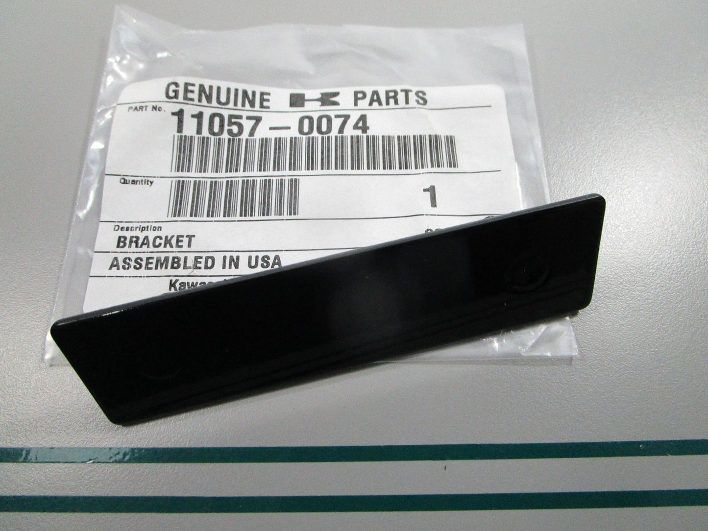 NEW OEM 11057-0074 Kawasaki Bracket 0810