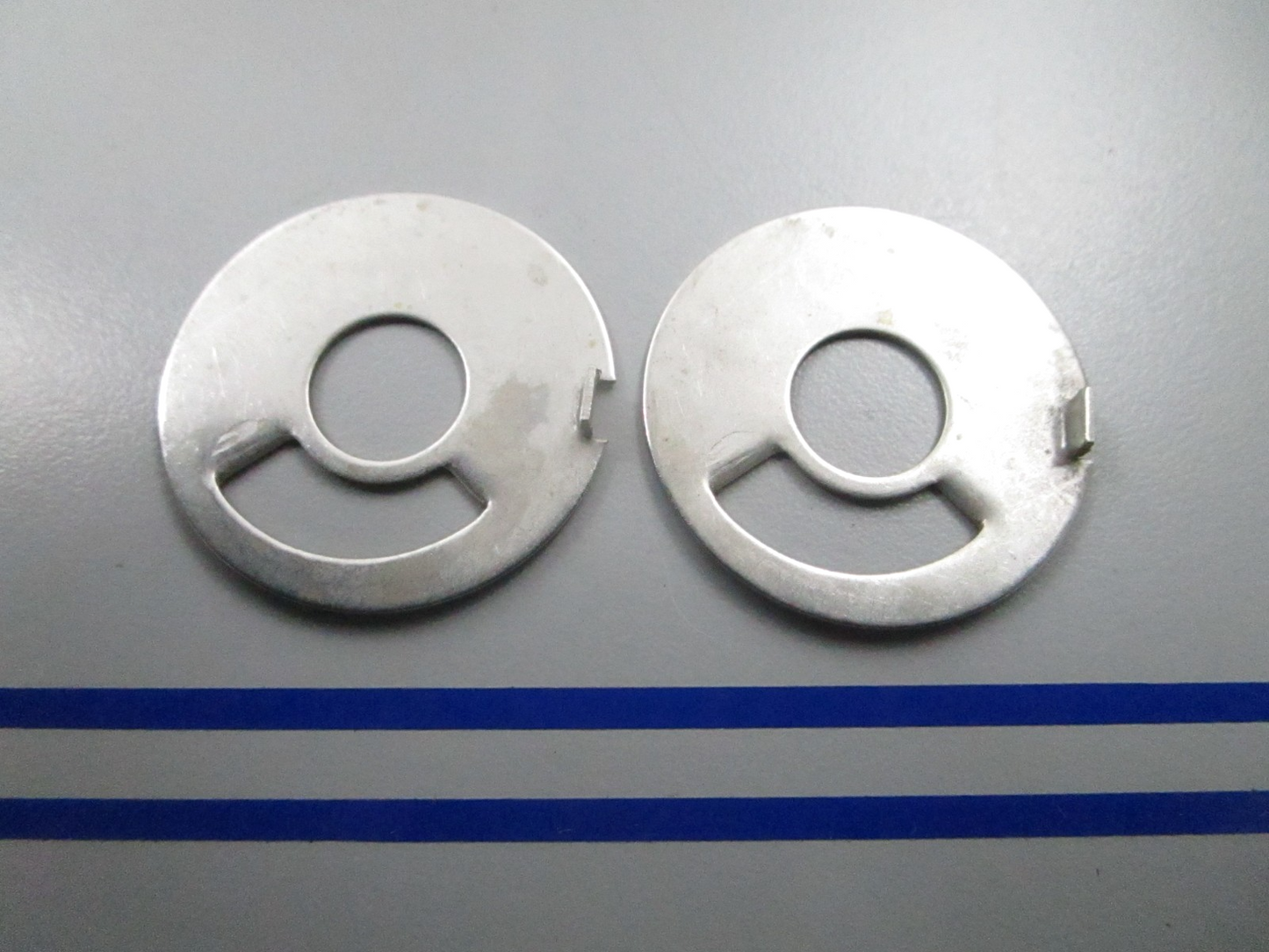 *NEW OEM* (LOT OF 2) 0810 Mercury Quicksilver Water Pump Face Plate 30674