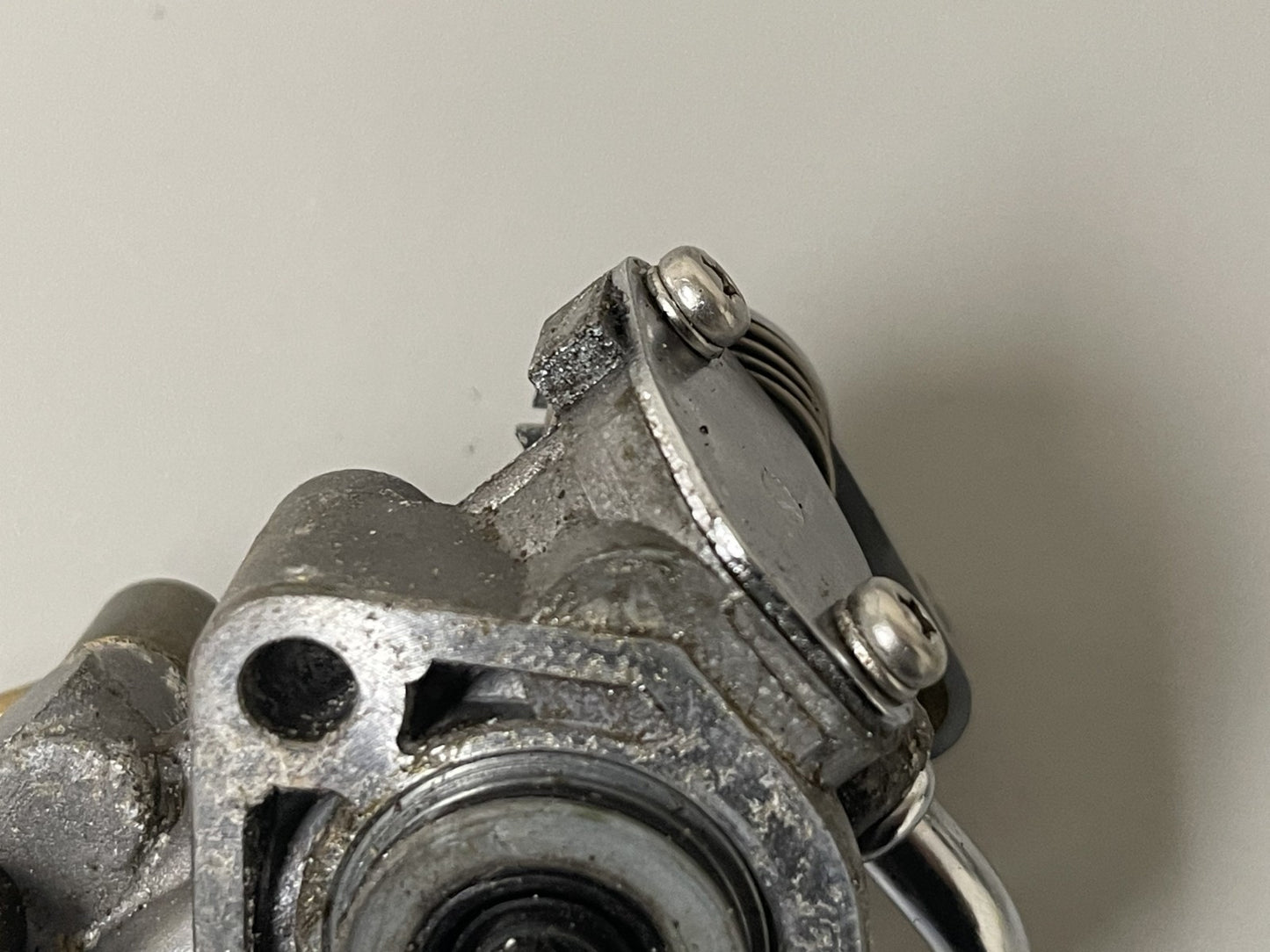 NEW OEM 6J8-13200-01-00 Yamaha Oil Pump 0670