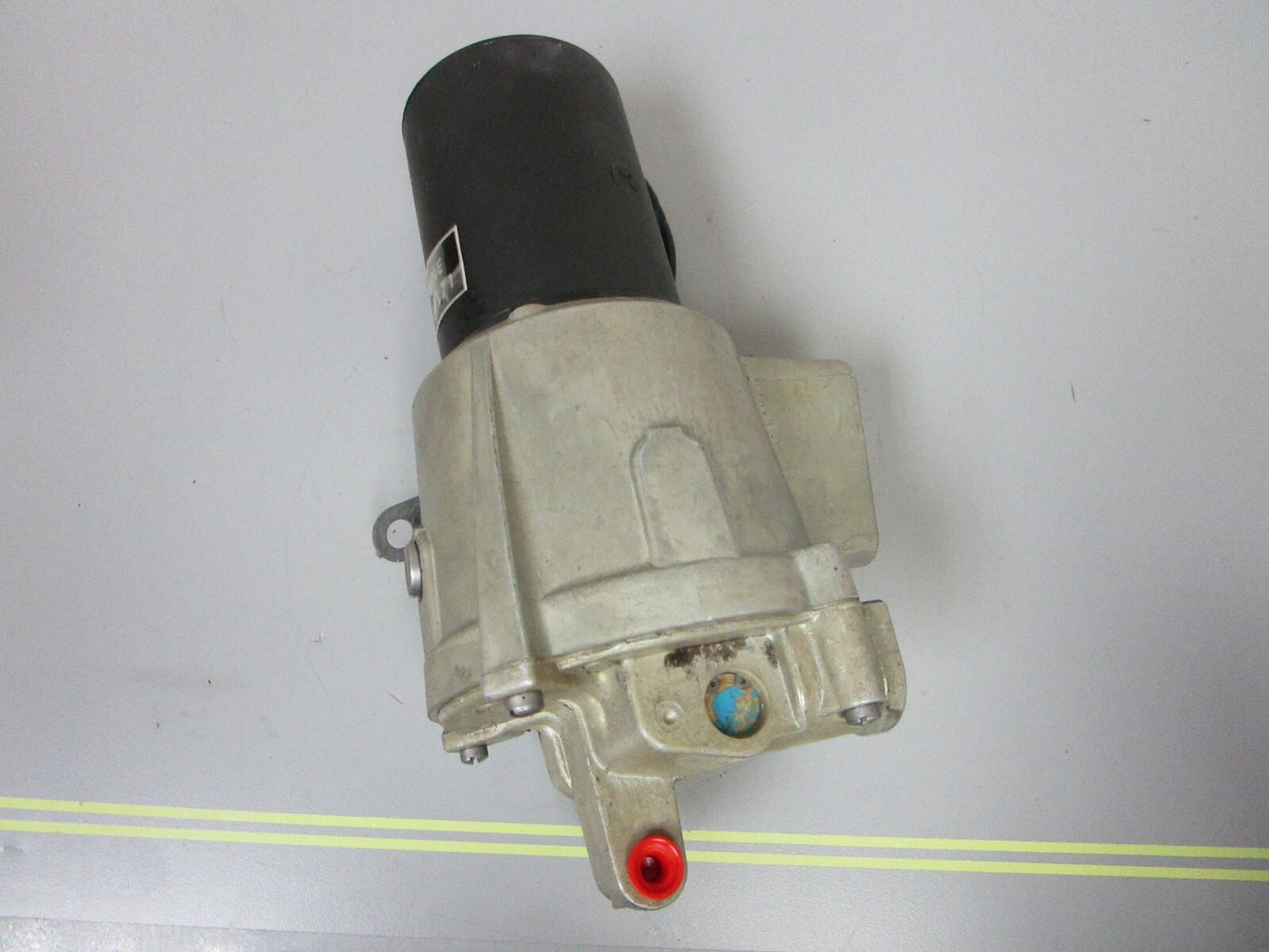 *NEW OEM* 0720 OMC Prestolite Evinrude Cobra Stringer Pump & Motor Ay 980940