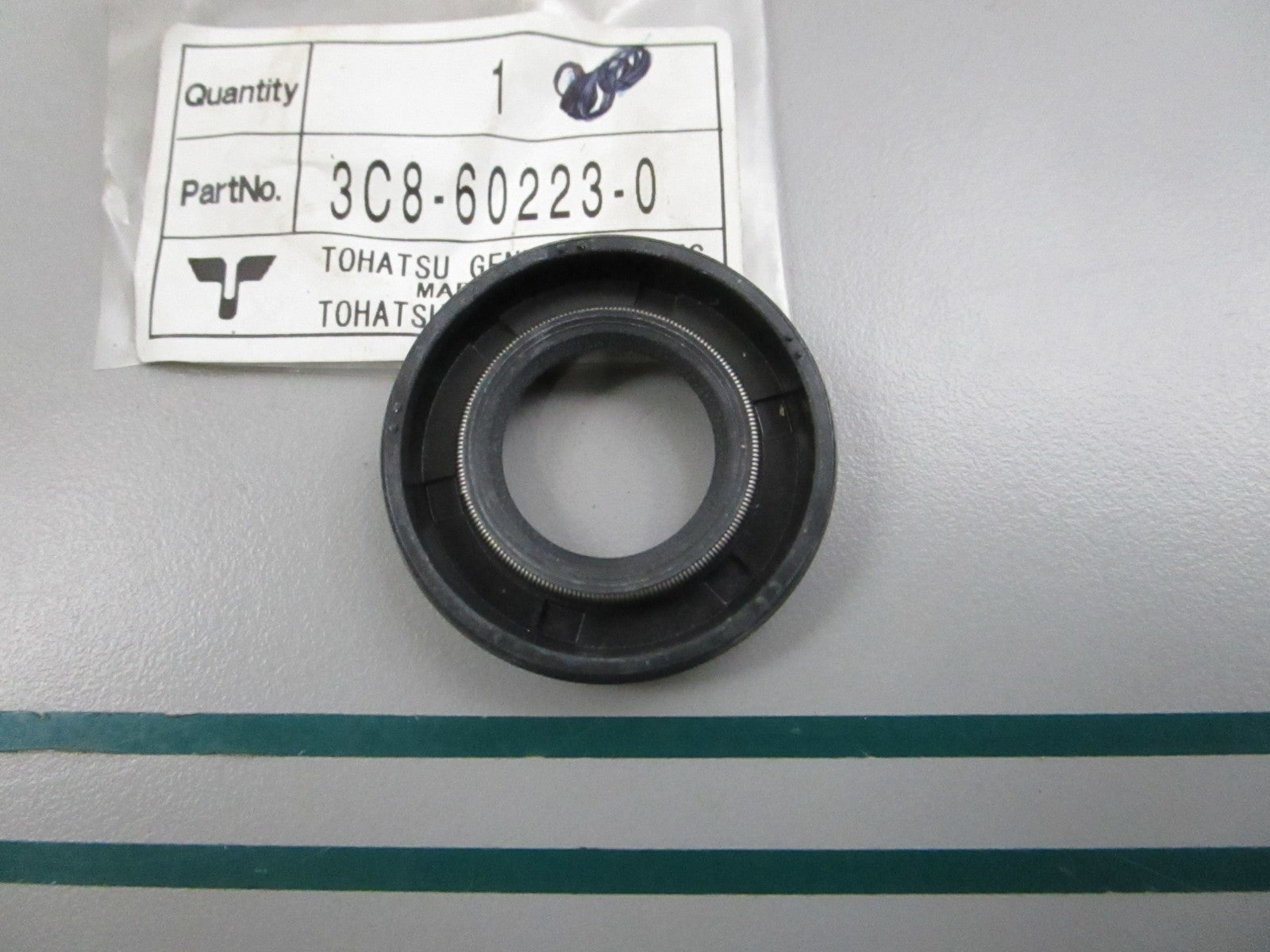 NEW OEM 3C8-60223-10 3C8602230 Tohatsu Oil Seal 0810
