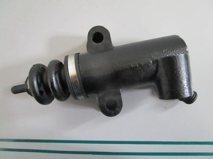 NEW OEM 0002954207 Mercedes-Benz Slave Cylinder 0820