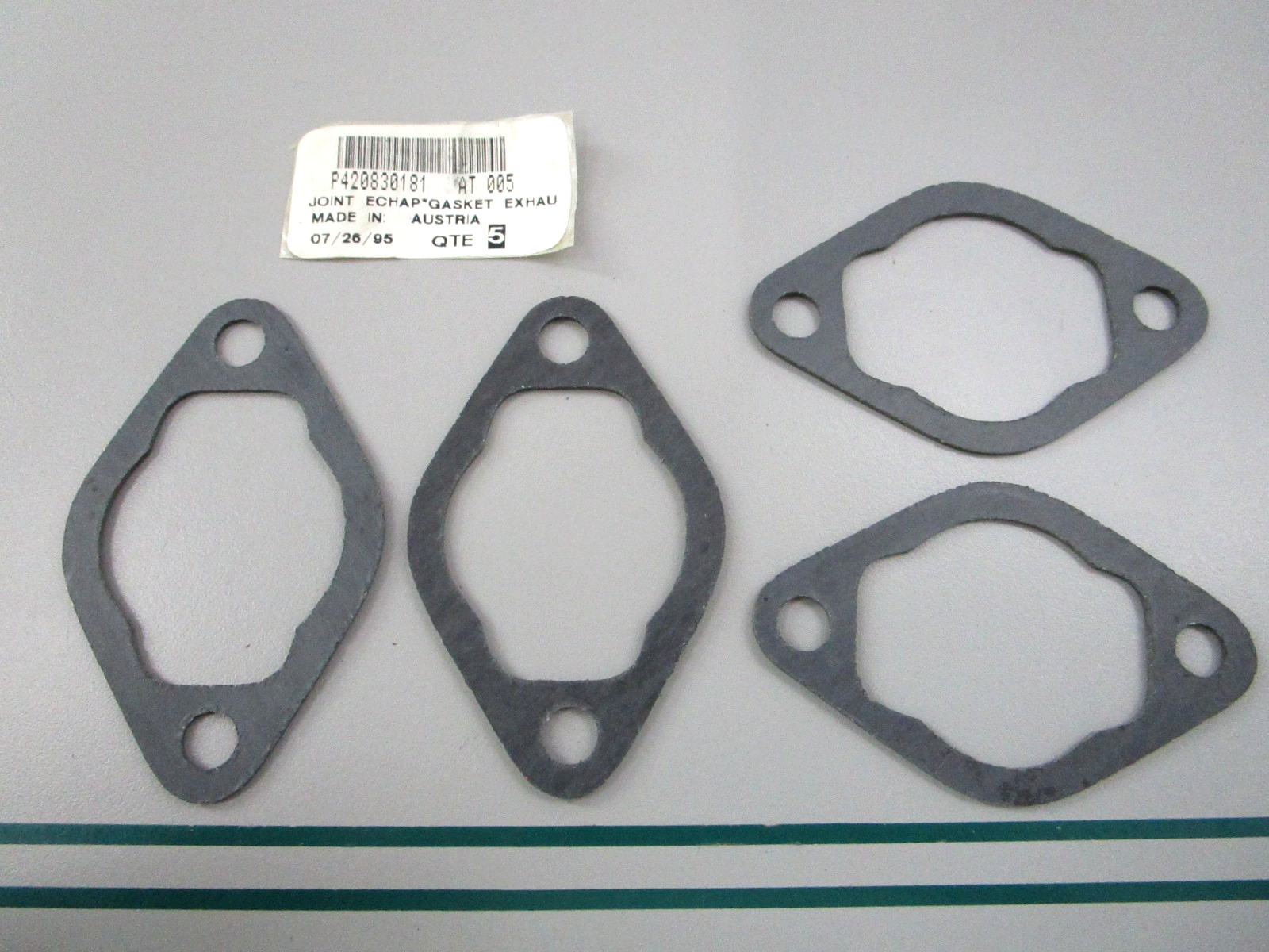 NEW (LOT OF 4) 420830181 Ski-Doo Gasket 0810