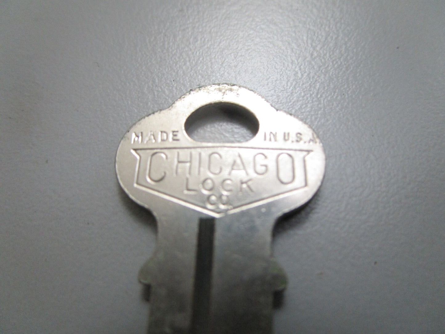 *NEW OEM* 0810 OMC Johnson Evinrude Ignition Key KF30 501545 0501545