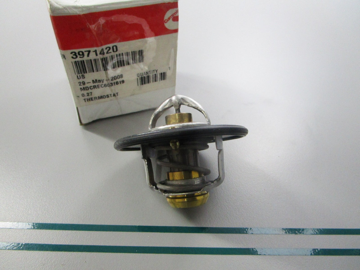 NEW OEM 3971420 Cummins Thermostat 0810