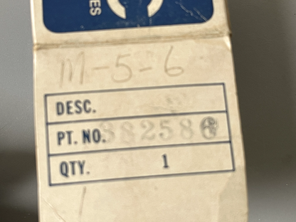 *NEW OEM* 0670 OMC Johnson Evinrude Lower Unit Gear Case Head 0382586 382586