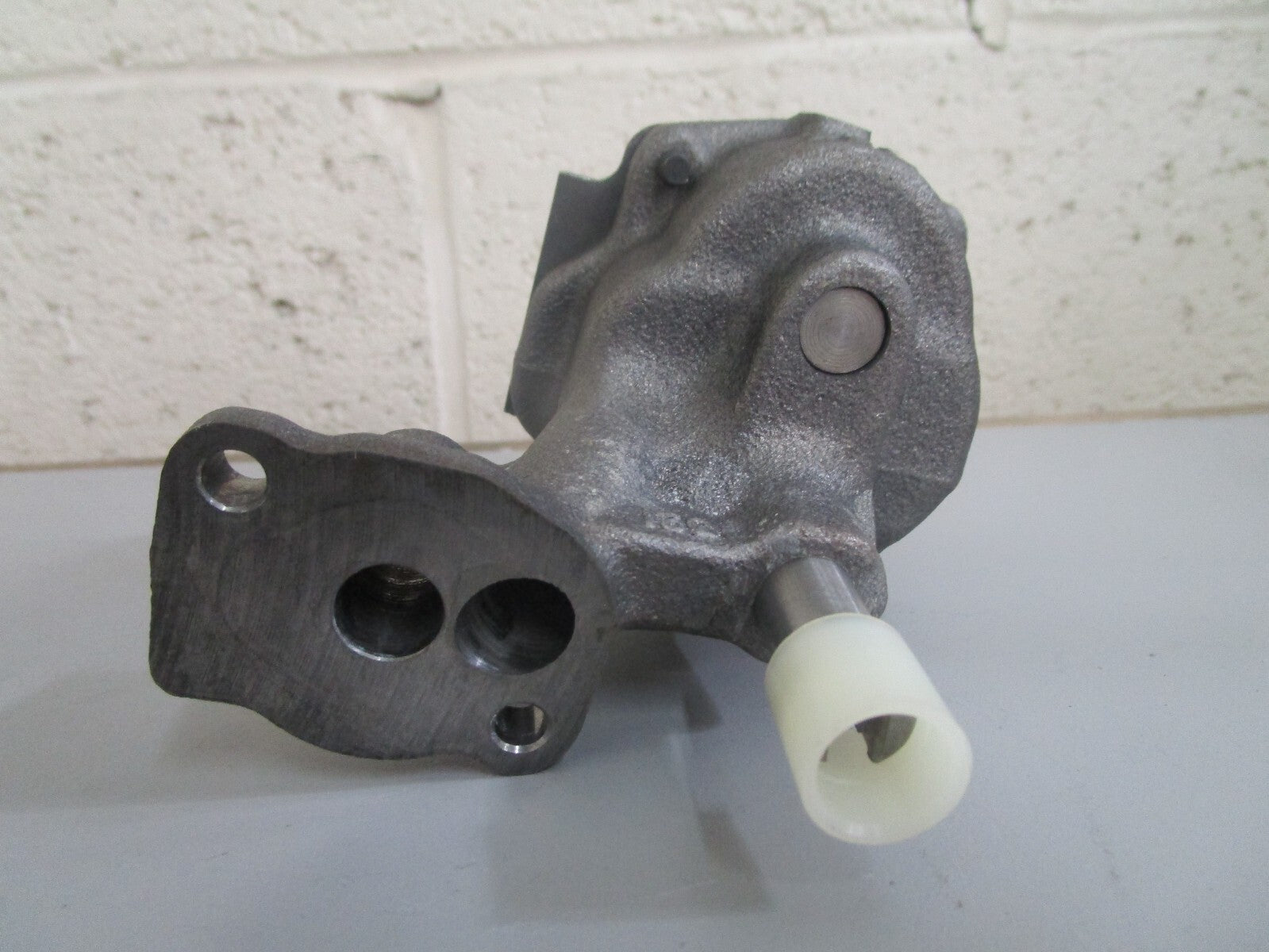 *NEW OEM* 0810 Mercury Quicksilver Oil Pump 17617