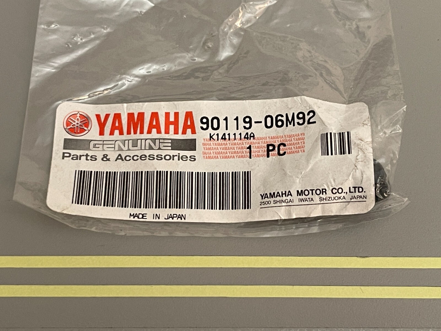 *NEW OEM* 0810 Yamaha Bolt w/ Washer 90119-06M92-00
