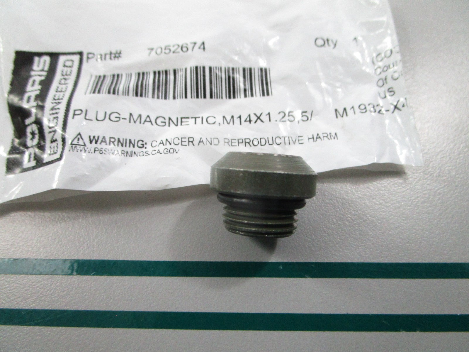 NEW OEM 7052674 Polaris Magnetic Plug 0810