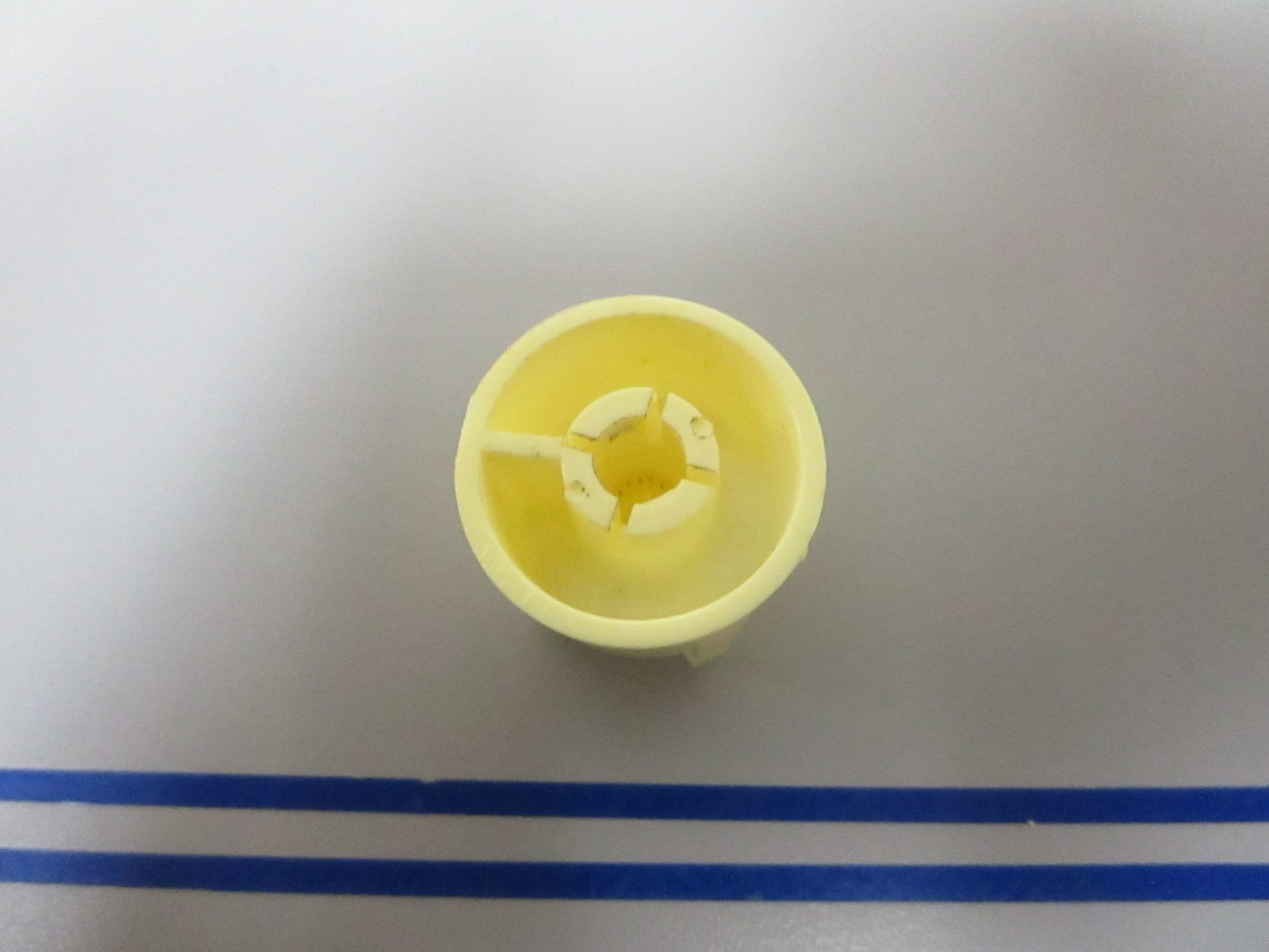 NEW OEM 205231 0205231 OMC Johnson Evinrude Adjustment Knob 0720