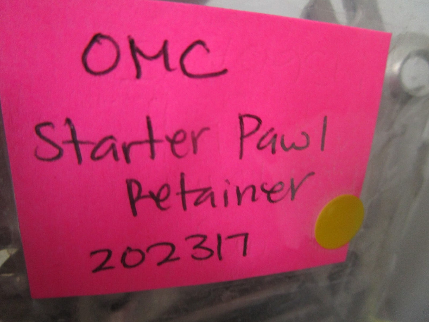 *NEW OEM* (LOT OF 4) 0810 OMC Johnson Evinrude Starter Pawl Retainer 0202317