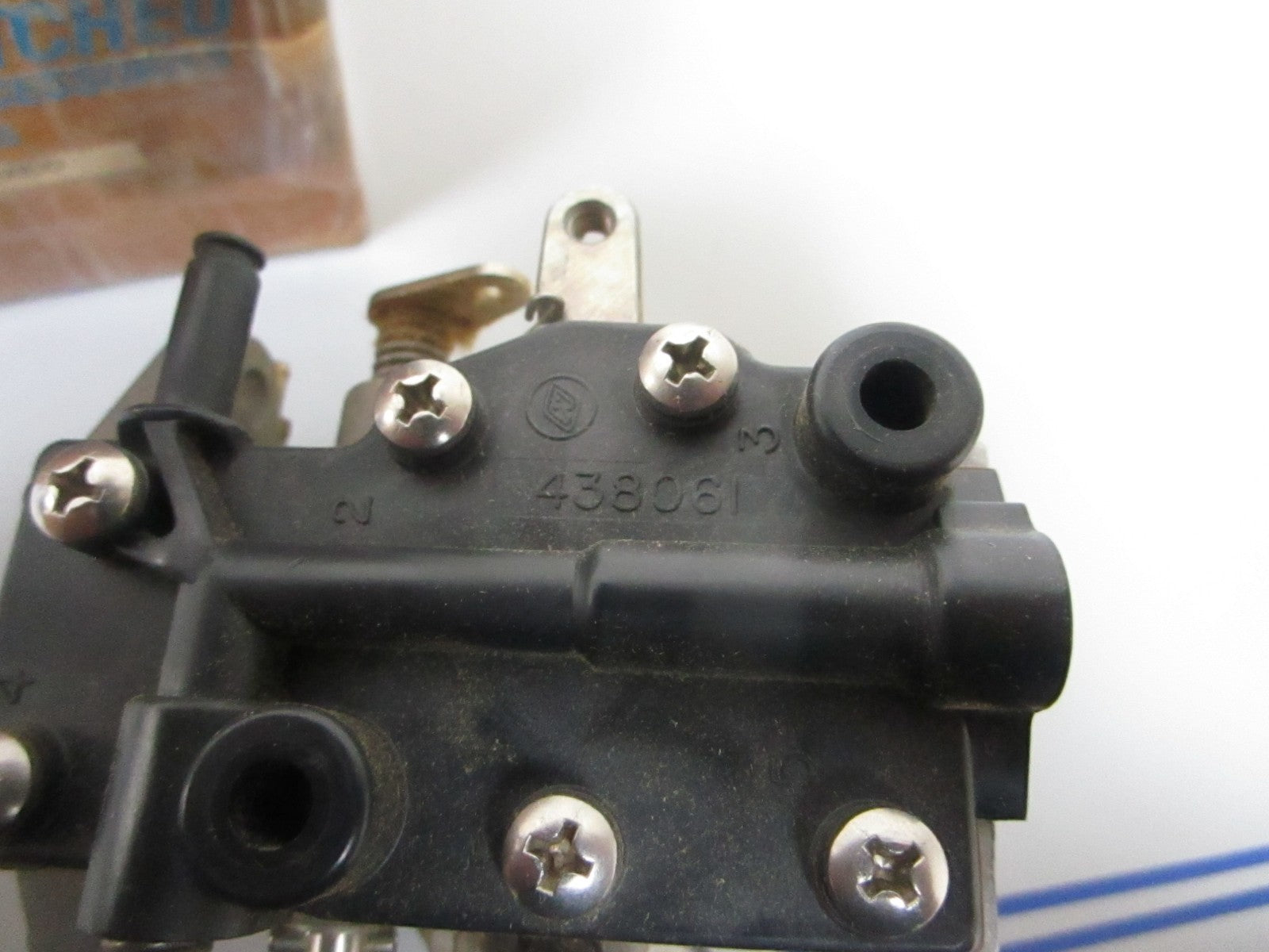 *NEW OEM* 0720 OMC Johnson Evinrude Carburetor Assembly 436779 0436779