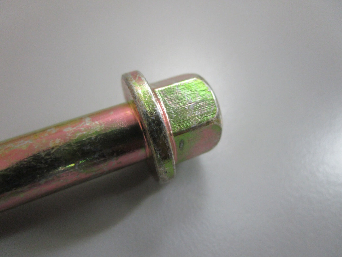 *NEW OEM* 0820 Volvo Penta Screw 3857936