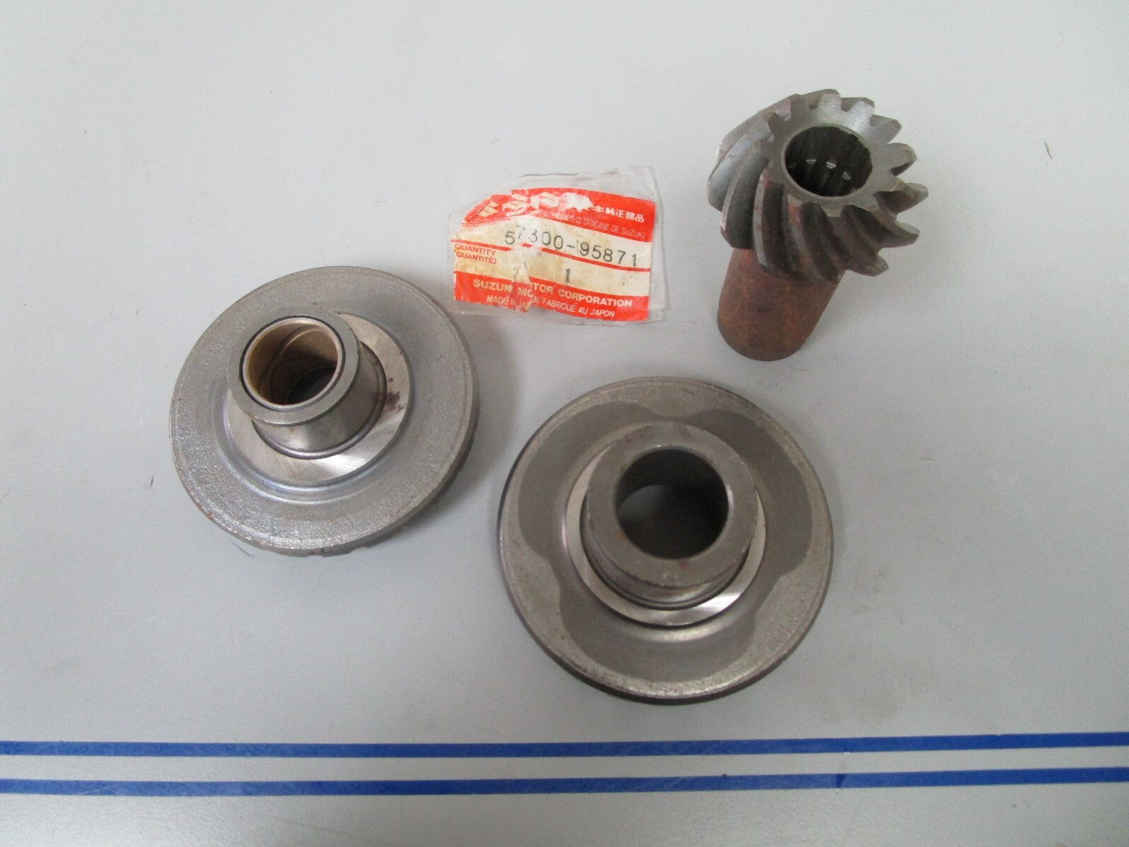 *NEW OEM* 0720 Suzuki 50hp Pinion Gear Set 57300-95871