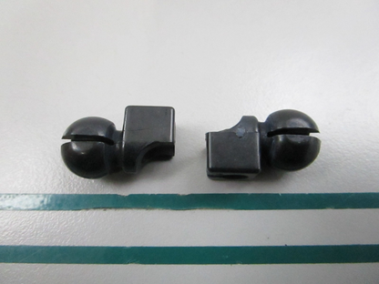 NEW OEM (LOT OF 2) 313703 0313703 OMC Johnson Evinrude Ball Socket 0810