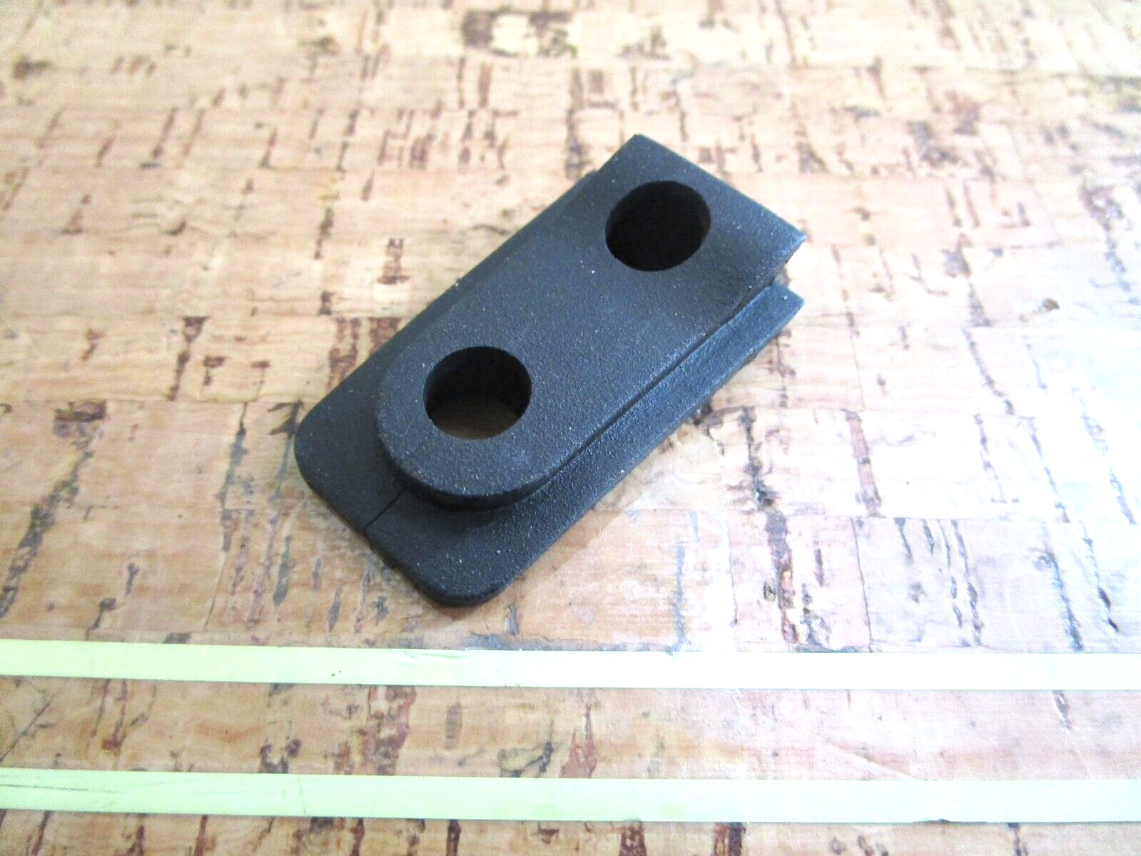 *NEW OEM* 0750 OMC Johnson Evinrude GROMMET 337408 0337408