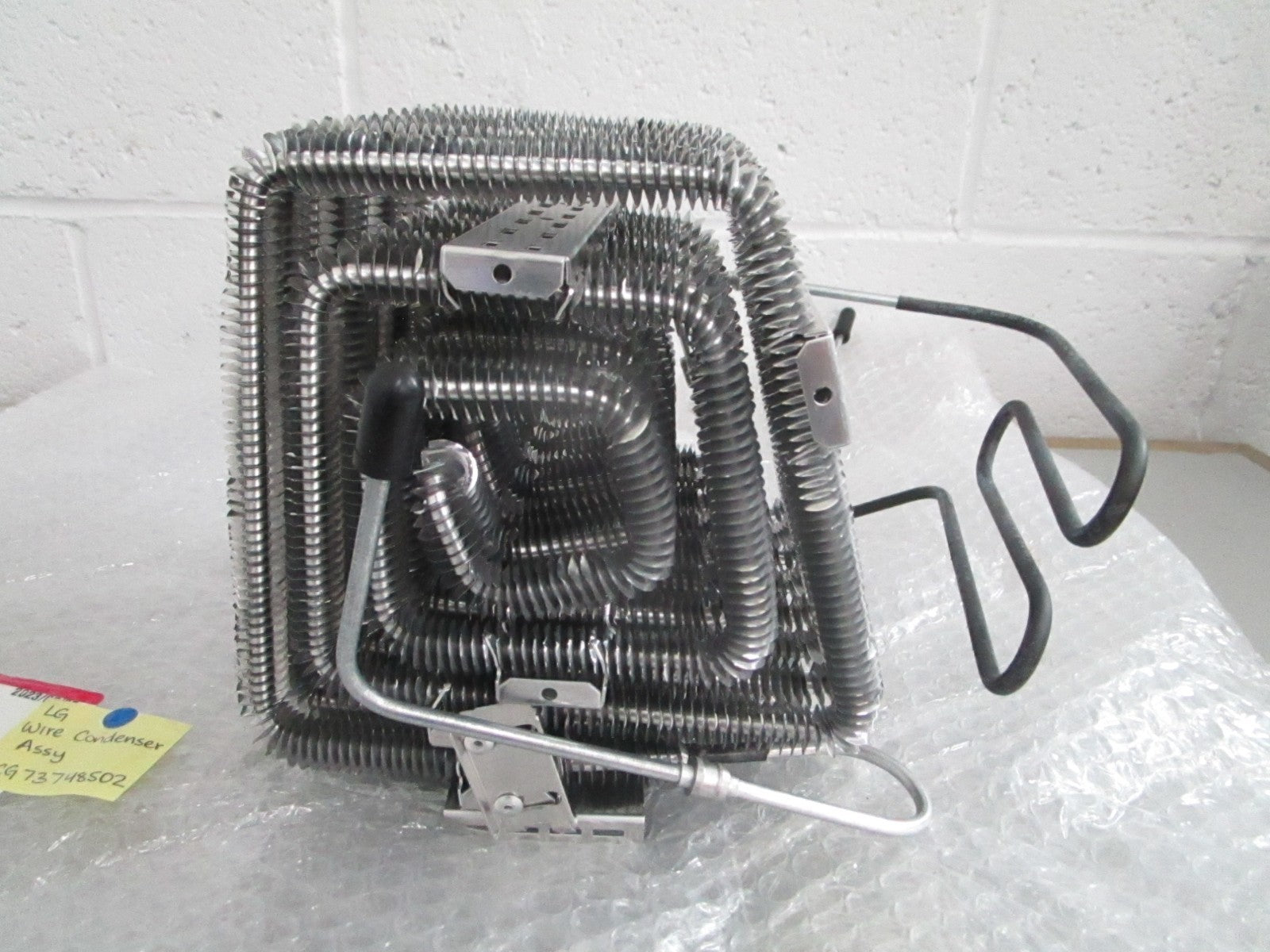 *NEW OEM* 0820 LG Wire Condenser Assy ACG73748502