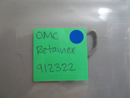 *NEW OEM* 0810 OMC Johnson Evinrude Retainer 912322 0912322