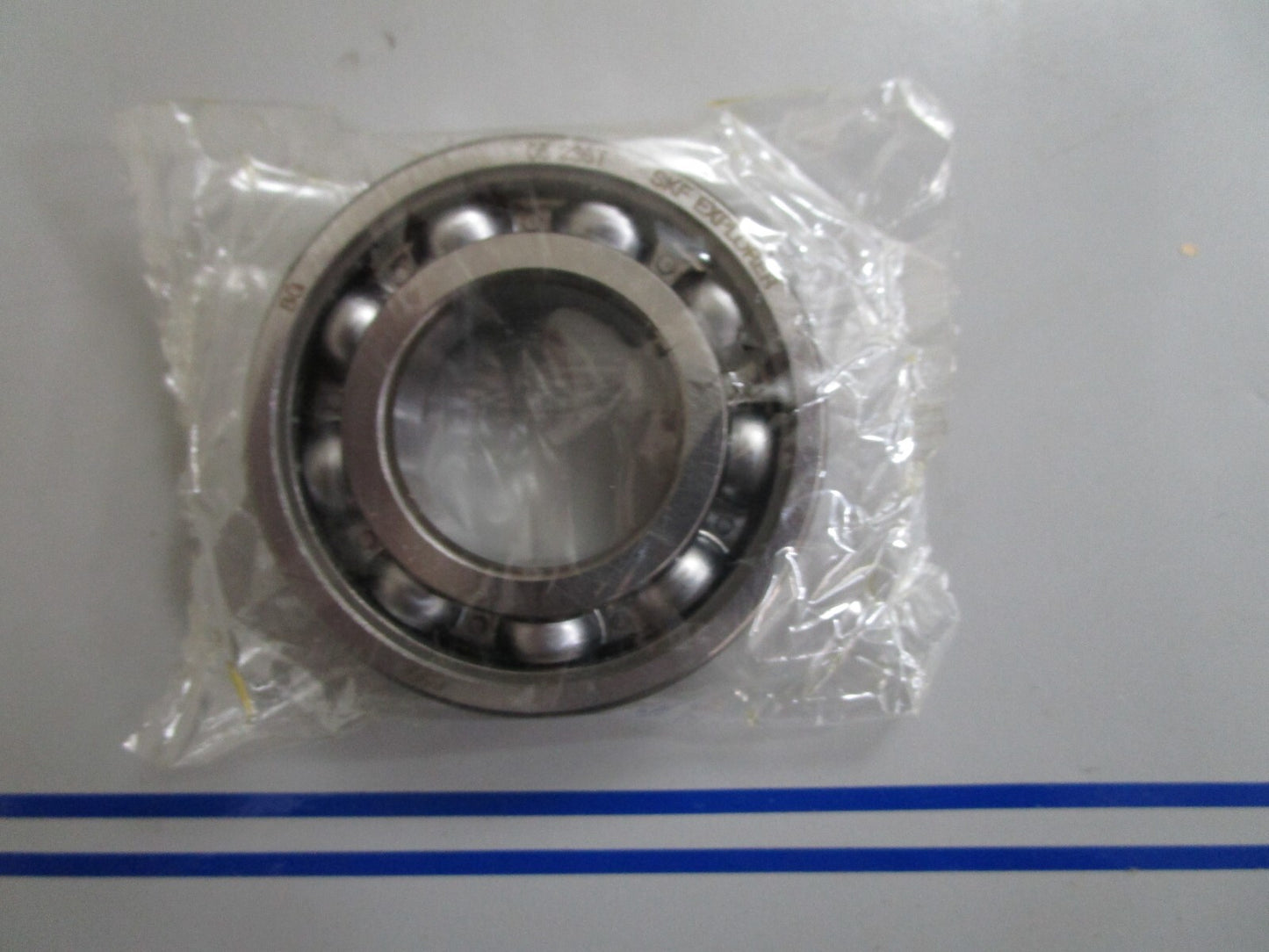 *NEW OEM* 0810 Volvo Penta Bearing 11013