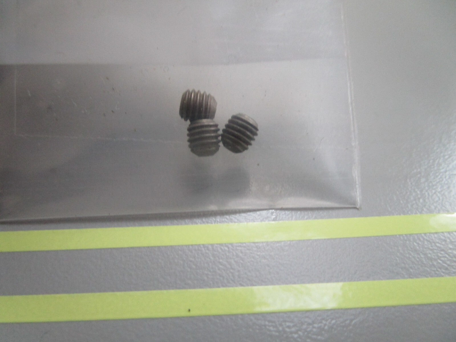 *NEW OEM* (LOT OF 3) 0810 OMC Johnson Evinrude Set Screw 318605 0318605