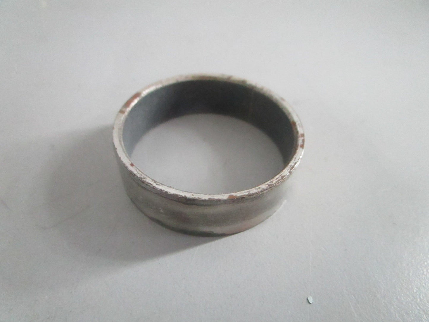 NEW OEM 909501 0909501 OMC Johnson Evinrude Bushing 0820