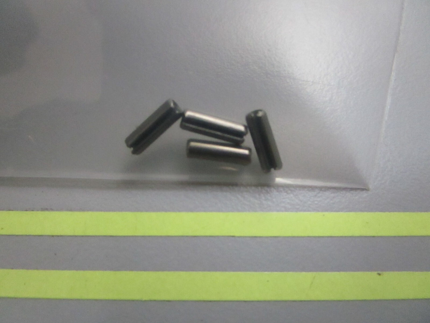 *NEW OEM* (LOT OF 4) 0810 OMC Johnson Evinrude Roll Pin 325762 0325762