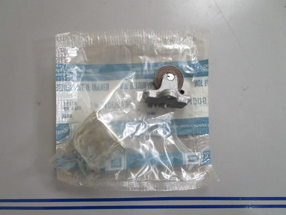 *NEW OEM* 0810 OMC Johnson Evinrude Thermostat & Housing 986507 0986507