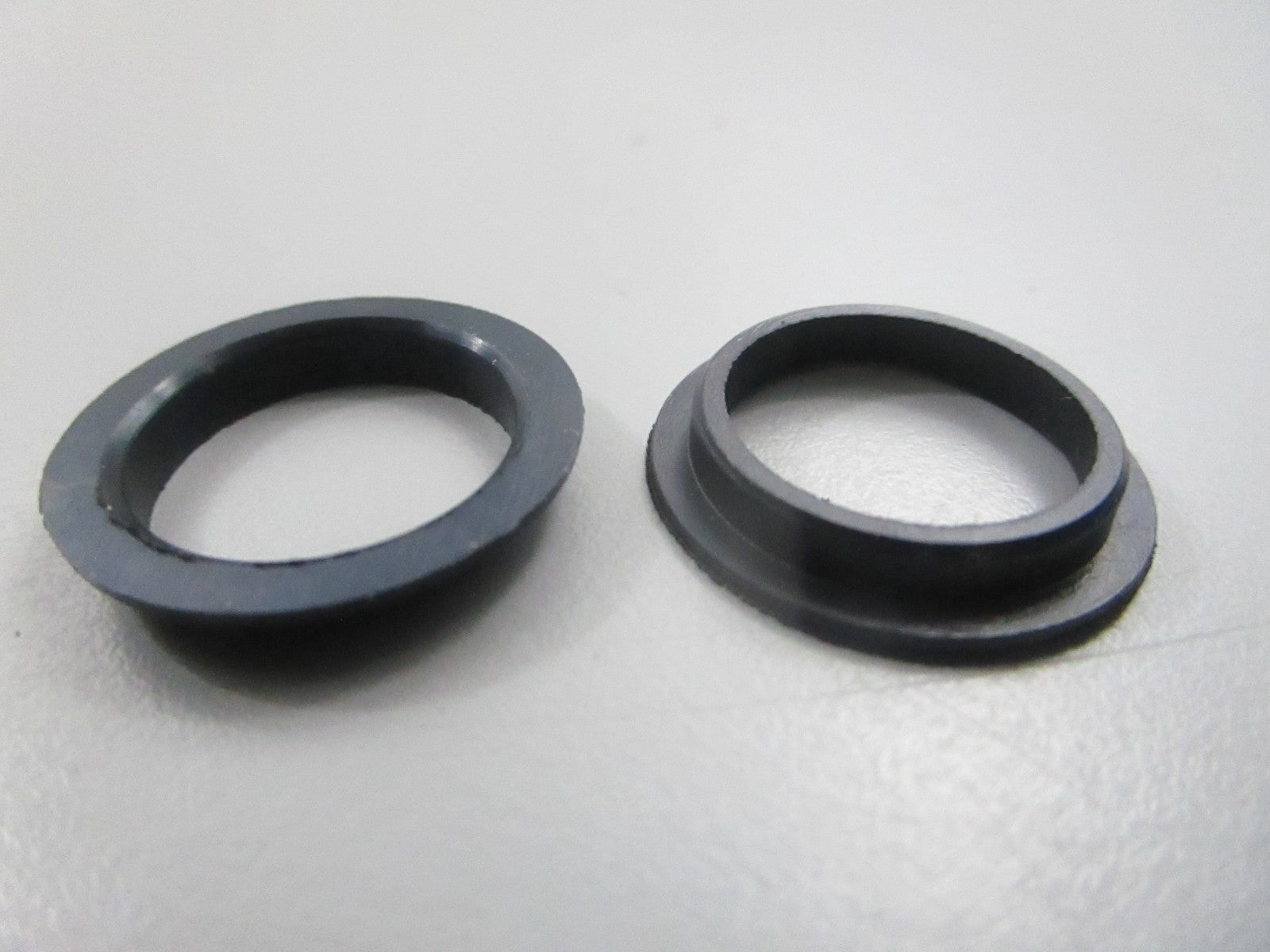 NEW OEM (LOT OF 2) 27-82790M Mercury Quicksilver Gasket 0810