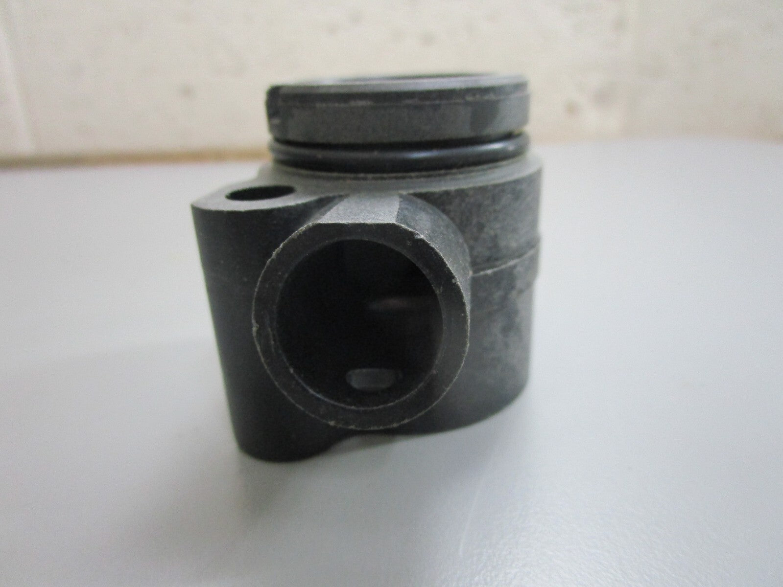 *NEW OEM* 0820 Mercury Quicksilver Housing Ay 46-46893A 3
