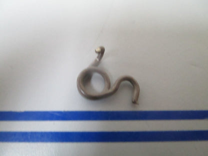 *NEW OEM* 0810 OMC Johnson Evinrude Spring 304656 0304656