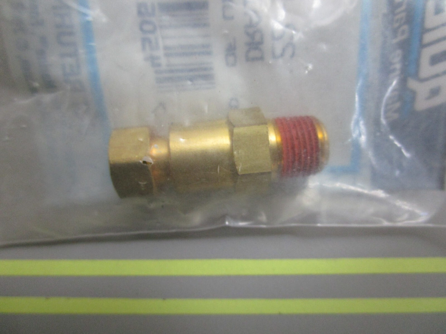 *NEW OEM* 0810 Mercury Quicksilver Drain Cock 22-818390