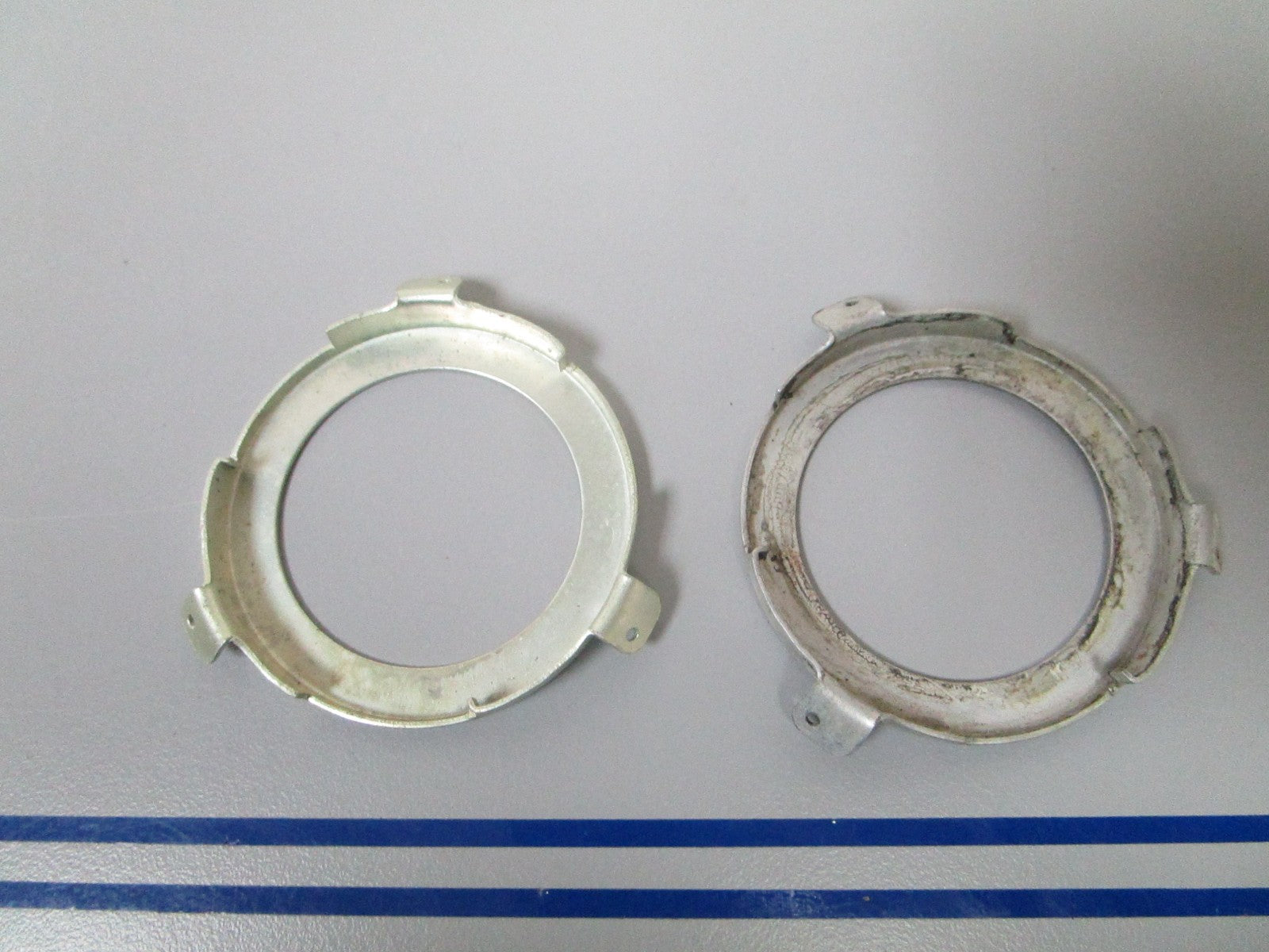 NEW OEM (LOT OF 2) 202114 0212114 OMC Johnson Evinrude Starter Cup 0810