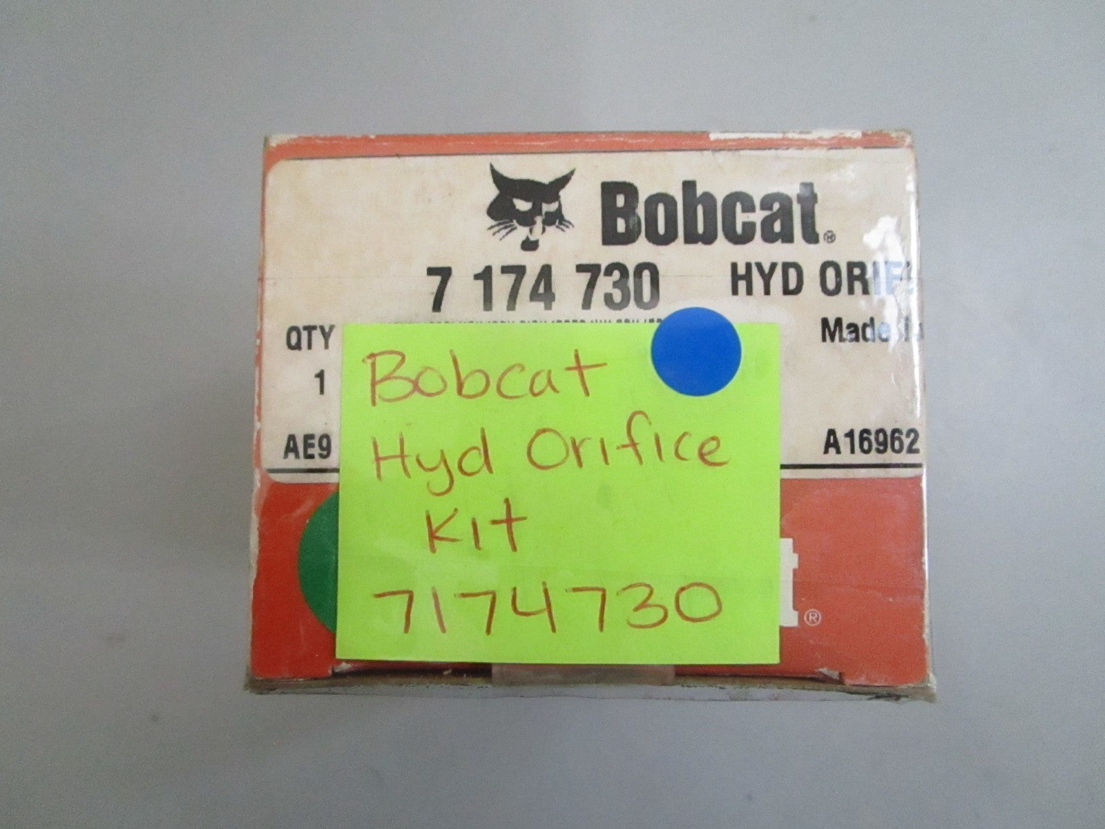 *NEW OEM* 0820 Bobcat Orifice Kit 7174730