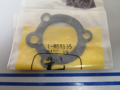 NEW OEM M68135 John Deere Intake Gasket 0810