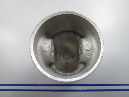 NEW OEM 385348 0385348 317564 0317564 OMC Johnson Evinrude Piston 0810