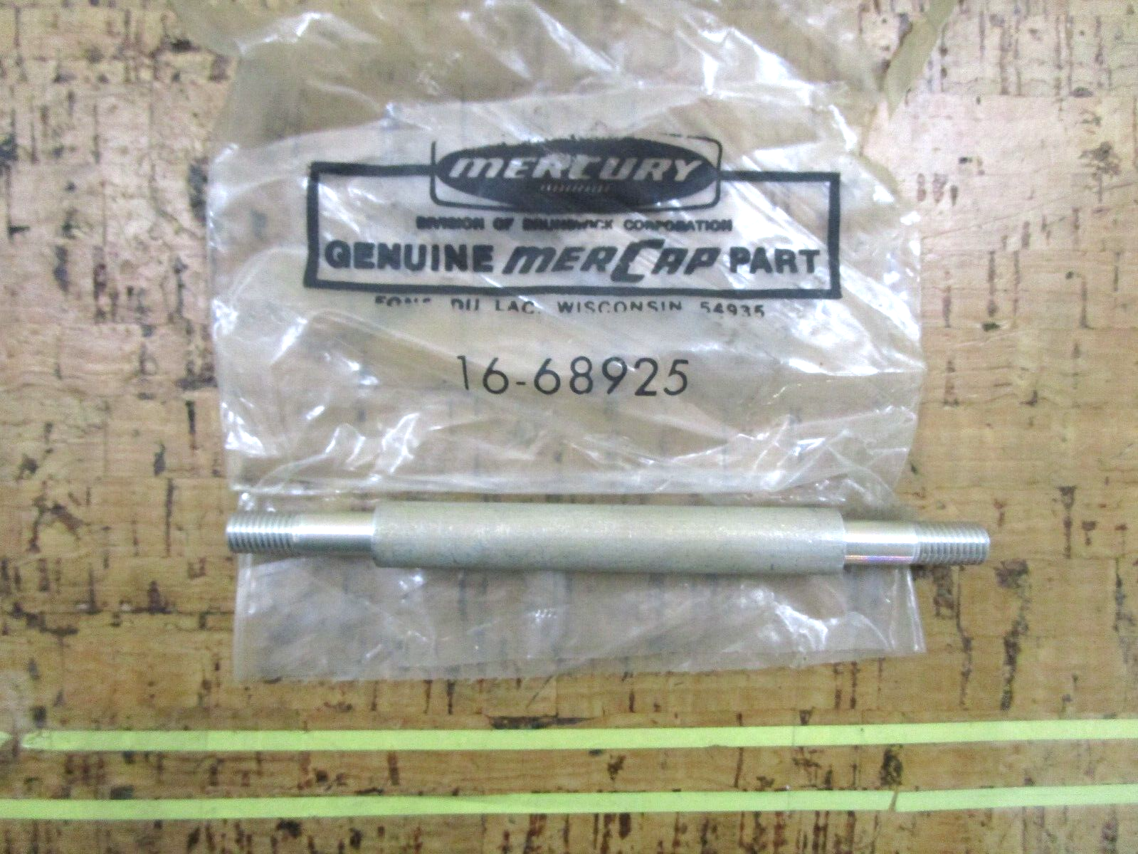 *NEW OEM* 0750 Mercury Quicksilver STUD 16-68925